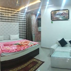 Hotel Neelkanth